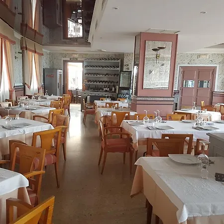 Salambina Hotel *